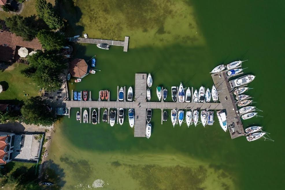 Marina Lester Club Rydzewo Exteriör bild